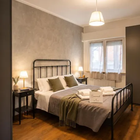 Moderno Bilocale Vicino Ospedale L Rubini 19 Living Apartamento Parma